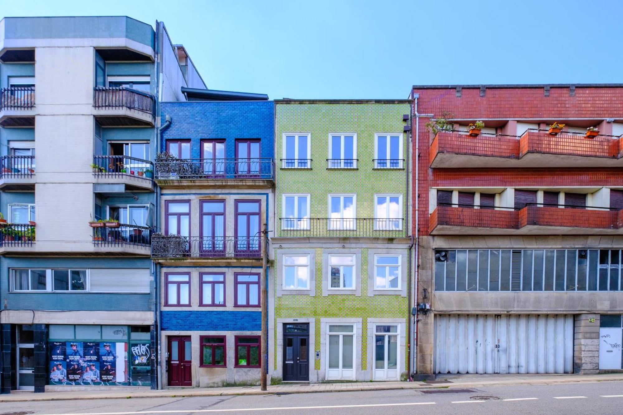 Ekaterine Uptown Oporto